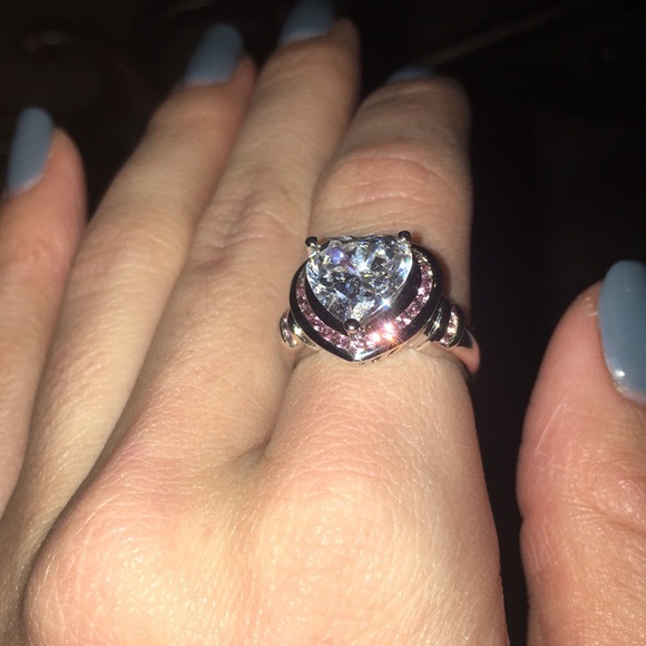 Sterling silver heart ring - Picture 4 of 5